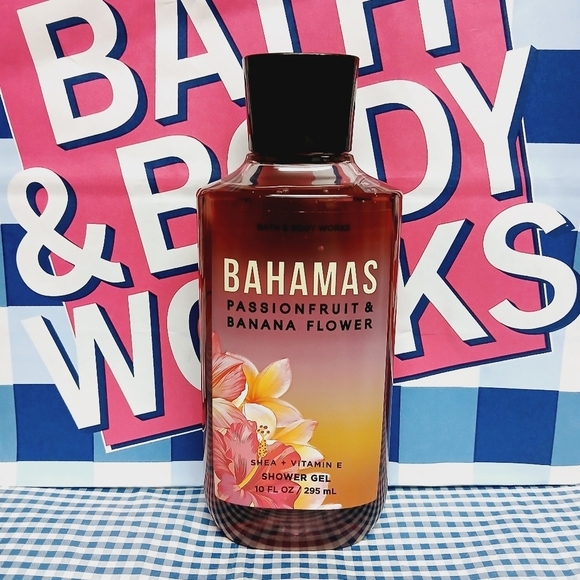 Bath and Body Works Passionfruit and Banana Flower Shower Gel - Picture 1 of 4